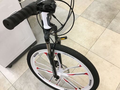 macce クロスバイク ギア合計21段変速 自転車 白 販売 未使用品 