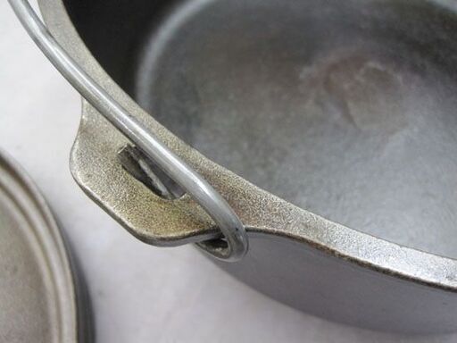 LODGE ダッチオーブン 12インチ 脚付き リフター ロストル/底網 付き