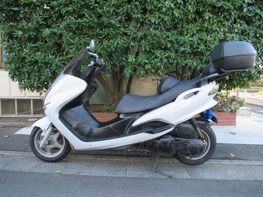 ヤマハ マジェスティ125(キャブモデル) 実働美車 リアBOX付き 外装新品