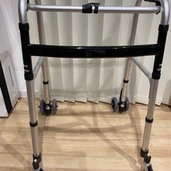 折りたたみ式 歩行補助具 歩行器 福祉用品　高齢者用 高さ…