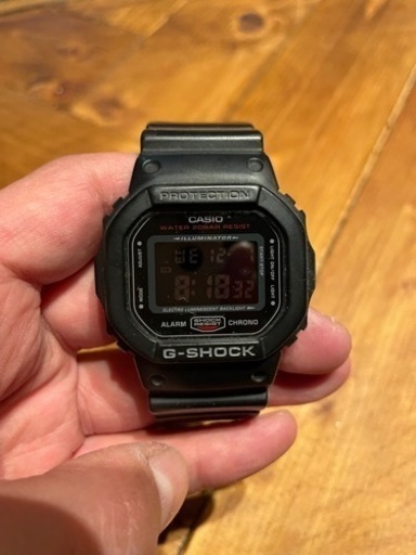 CASIO カシオ　G-SHOCK G-ショック　DW-5600HR-1