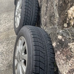 ブリヂストン　スタッドレスタイヤ　アルミホイール