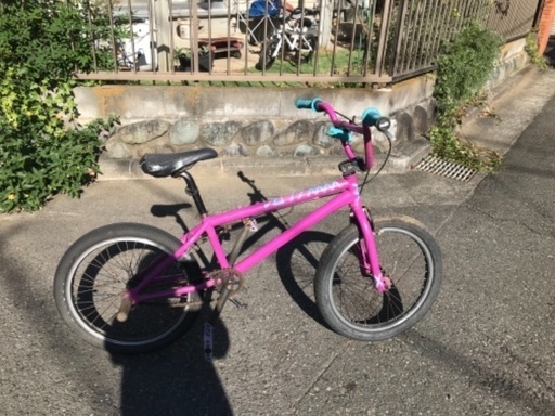 譲り受けたBMXですが、引っ越しのため、どなたか乗って下さる方を探しています