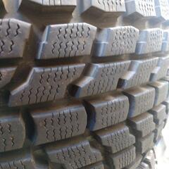 スタッドレス4本セット　エンケイ　ヨコハマタイヤ　バリ山　ブラド等に　東京都