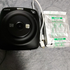 チェキスクエアinstax SQUARE SQ20