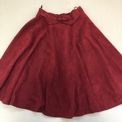 an3⭐︎ミモレ丈赤色スカート