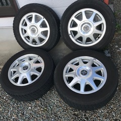 トヨタ　ヴォクシー　195/65/R15  スタッドレス　アルミ...