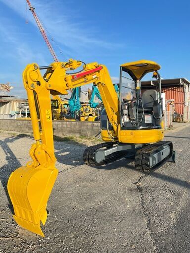 コマツ　PC30UU-5　3トンクラス　小旋回　クレーン仕様　0.9トン吊り　ミニ油圧ショベル　ユンボ　バックホー　茨城県 G50