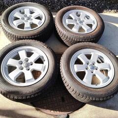 ホイール付の15インチスタッドレスタイヤ　ブリザックＶＲＸ ４本セットです。