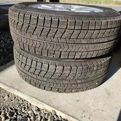 ホイール付の15インチスタッドレスタイヤ　ブリザックＶＲＸ ４本セットです。