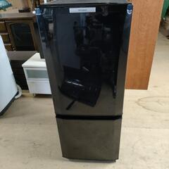 【送料無料】三菱ノンフロン冷凍冷蔵庫MR-P15W-B 2013年製　黒 中古 146L 2ドア冷蔵庫 サファイアブラック 三菱電機 MR-P15W-B