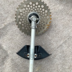 （決まりました。）1発始動！マキタ製　草刈り機　エンジン刈払機　MEM212 