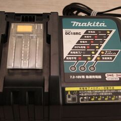 マキタ 充電式インパクトドライバ 18V 青 バッテリー2個付き TD147DRFX (D4276snxY)