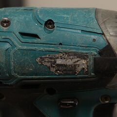 マキタ 充電式インパクトドライバ 18V 青 バッテリー2個付き TD147DRFX (D4276snxY)