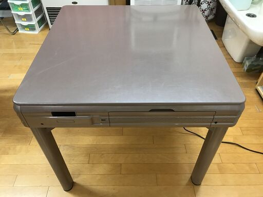 ありがとうございます。購入者様が決まりました。全自動麻雀卓　譲ります
