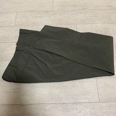 【ネット決済】UNIQLO感動パンツ　73cm 