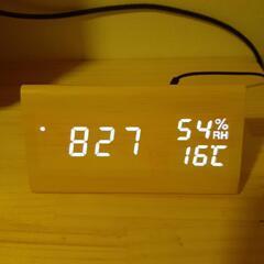 取引済デジタル時計　木目調　温湿度計付き