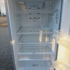 ET611番⭐️Hisense2ドア冷凍冷蔵庫⭐️ 2018年製 