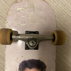 スケボー　コンプリート　fucking awesome サンダー　スピットファイヤー