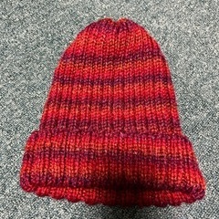 毛糸の帽子　手編みです！