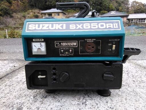 発電機ポータブルタイプ！！　スズキ製！！　実働コンパクトサイズ！！