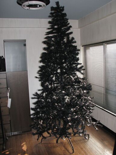 ★クリスマスツリー：H240XW130:ブラックツリー：オーナメント付き！