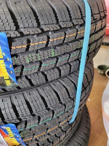 旧規格軽自動車に！ファング+トーヨー製155/65R13スタッドレス！