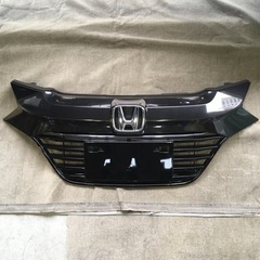 ホンダヴェゼル純正グリル&バンパーセット