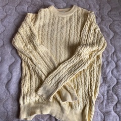 黄色のセーター（古着）