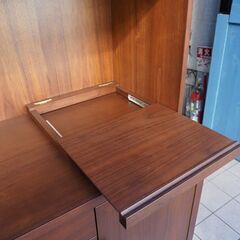 旭川の家具メーカーEARLY TIMESα(アーリータイムスα)のETERNO(エテルノ)食器棚です。北欧スタイルでナチュラルな印象のカップボードはシンプルながら機能性が抜群！BK448