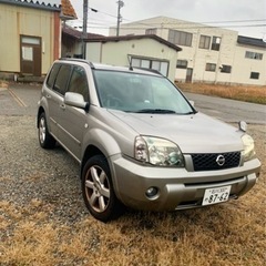 日産エクストレイル　4WD  