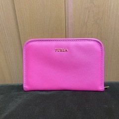 FURLA ポーチ 新品