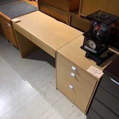 JF3427 カリモク 学習机の横にある収納チェスト 机とセットでお得！