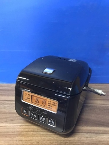 ♦️EJ593番TOSHIBA ジャー炊飯器 【2017年製】