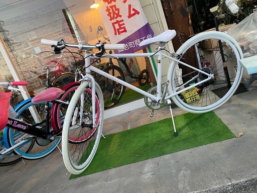 700C オールストリート　クロスバイク　白