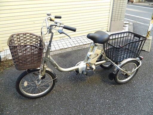 格安！　パナソニック　電動アシスト３輪自転車　バッテリーも良好