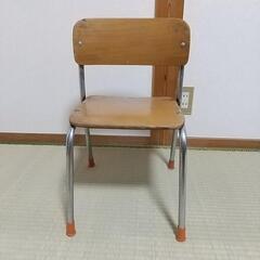 幼稚園児の椅子(中古)