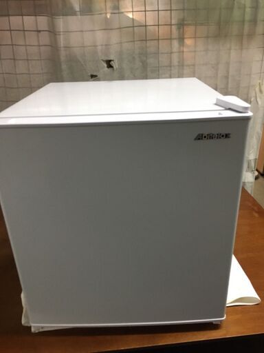 ☆中古 激安！！￥7,800！！Abitelax　45㍑1ドア冷蔵庫　家電　2019年製　AR-49型　幅44cmｘ奥行49cmｘ高さ50cm　【BBL021】