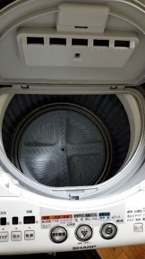 8キロ、乾燥4.5きろ。シャープ乾燥機能搭載型、洗濯機。2010年。