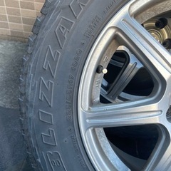 今週限定】ホイール付きスタッドレスタイヤ4本セット（225/65R17）