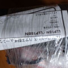 ブラック＆デッカー B＆D 18Vリチウム ハサミ型チェーンソー(本体ノミ) LLP18BN