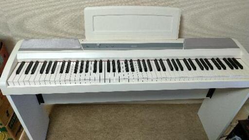 KORG 電子ピアノ 白 型番:SP-170S