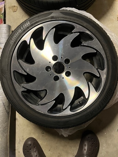 LEADING EDGE W201  18インチホイールタイヤ4本セット