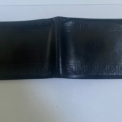 ブランド　二つ折り財布　