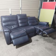 ニトリ ビリーバー 3人掛けソファ 電動リクライニング 革 ブラック