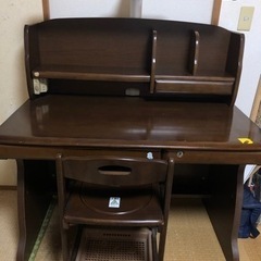 【取引中】イトーキ　学習机と椅子セット