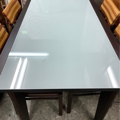 雰囲気抜群！イーリスダイニングセット！