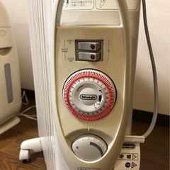 【値下げ！！】デロンギ　オイルヒーター TRS1015ECF L...