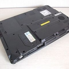 高速SSD240GB搭載 大画面18.4型フルHD Core i5 富士通 FMV-BIBLO NW/G90T