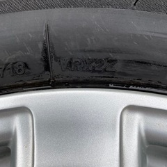 ブリヂストンスタッドレスタイヤ195/65R15 アルミ付き　4本セット　使用少